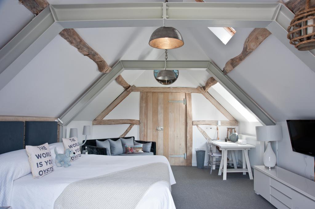 The Bell, Alderminster Bed & Breakfast Stratford-upon-Avon Room photo